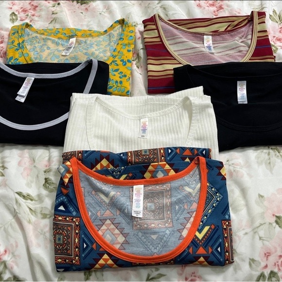 Women’s Lularoe Lot of Six Shirts Tops Size XS - Picture 1 of 7